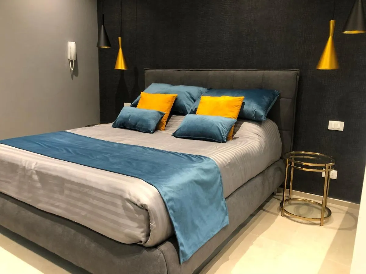 Suite Apollinare 拉文纳